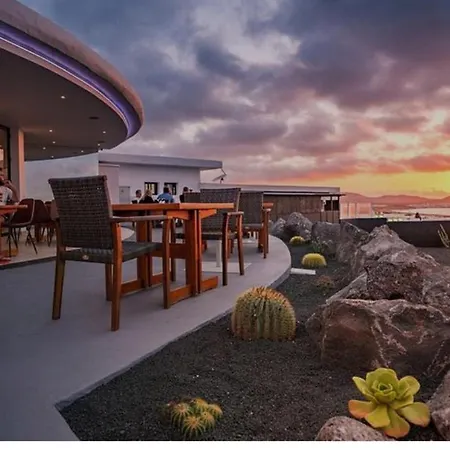 House In Lanzarote * פאמארה